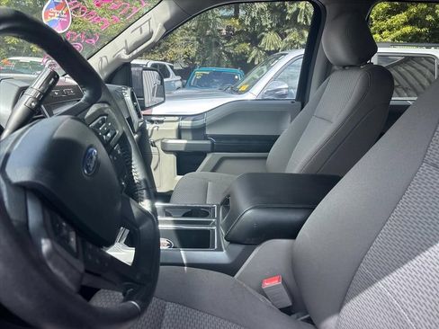 Used 2019 Ford F150 XLT w/ Equipment Group 302A Luxury AWD/4WD image 16