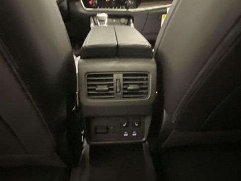 New 2026 Nissan Rogue Platinum image 10
