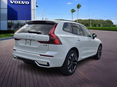 New 2026 Volvo XC60 B5 Plus AWD/4WD image 7