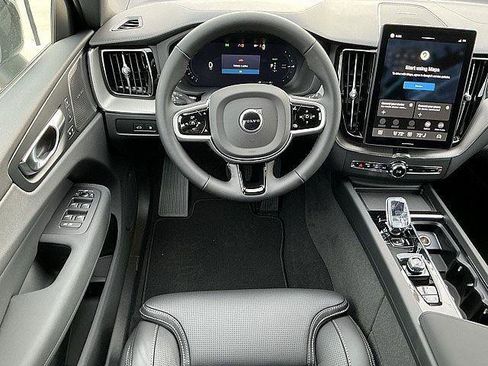 New 2026 Volvo XC60 T8 Ultra w/ Climate Package AWD/4WD image 5