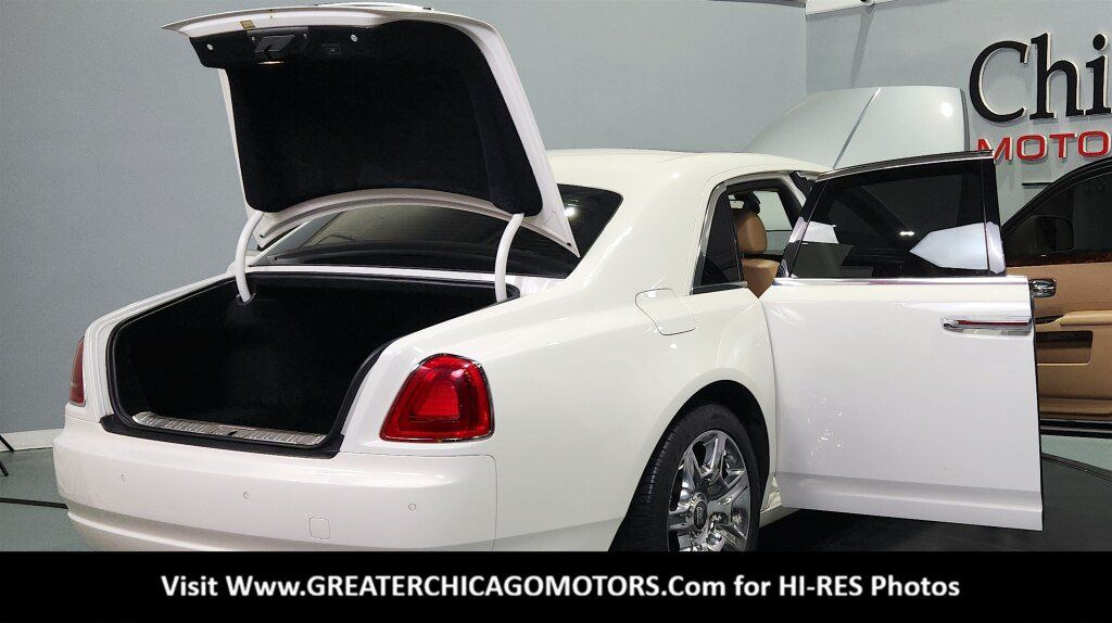 Used 2010 Rolls-Royce Ghost RWD image 21