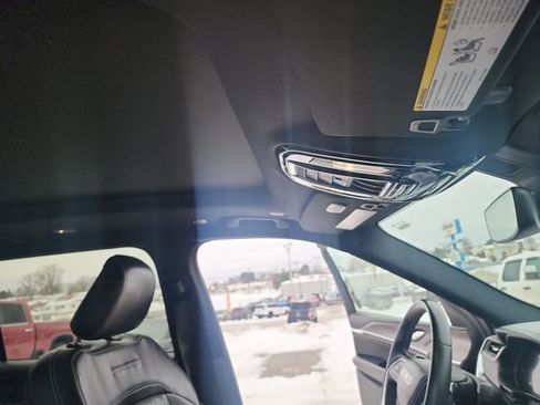 Used 2021 Jeep Grand Cherokee L Overland image 17