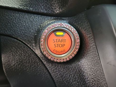 Used 2019 Nissan Sentra SV w/ Special Edition Package image 33