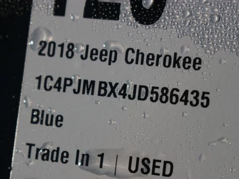 Used 2018 Jeep Cherokee Trailhawk w/ Quick Order Package 27L AWD/4WD image 40