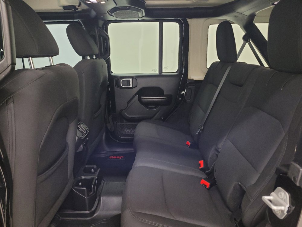 Used 2019 Jeep Wrangler Unlimited Sport S AWD/4WD image 18