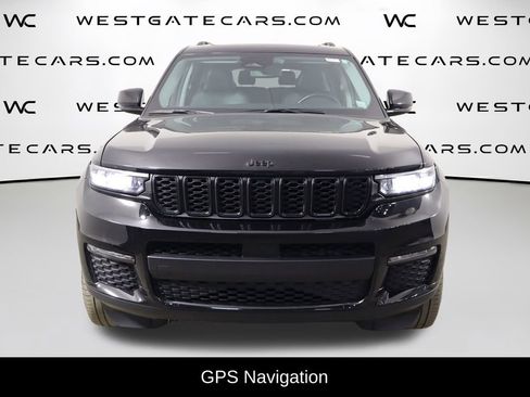 Used 2022 Jeep Grand Cherokee L Limited w/ Black Appearance Package RWD image 2