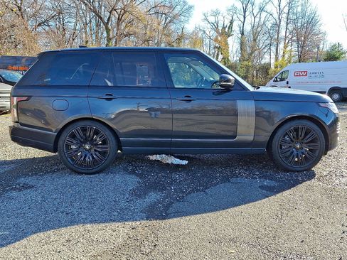 Used 2019 Land Rover Range Rover Autobiography image 6