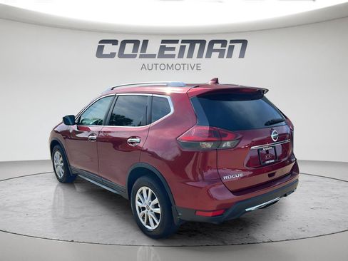 Used 2018 Nissan Rogue SV AWD/4WD image 9
