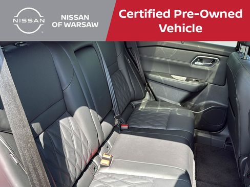 Used 2026 Nissan Rogue Platinum w/ Platinum Premium Package AWD/4WD image 25