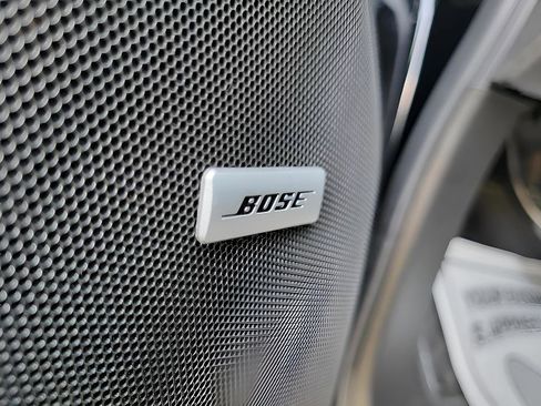 Used 2024 Chevrolet Tahoe LT image 9