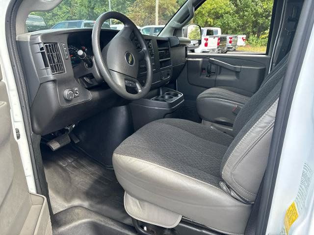 Used 2025 Chevrolet Express 2500 w/ Driver Convenience Package RWD image 16