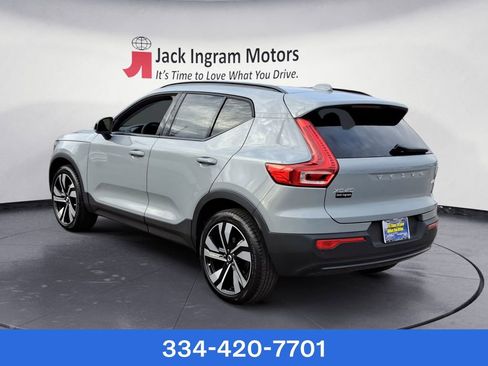 New 2025 Volvo XC40 B5 Plus w/ Protection Package Premier image 3