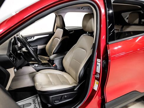 Used 2020 Ford Escape SEL image 30