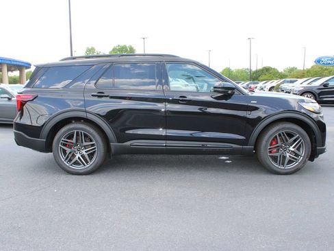 New 2026 Ford Explorer ST-Line w/ ST-Line Street Pack RWD image 53