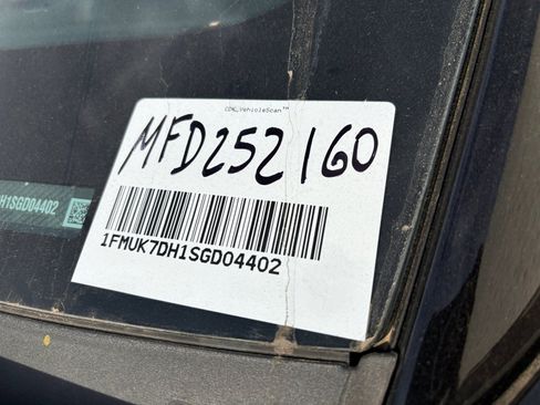 New 2025 Ford Explorer Active w/ Active Comfort Package image 23