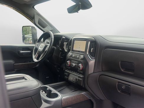 Used 2022 GMC Sierra 2500 Denali w/ Denali Ultimate Package AWD/4WD image 4
