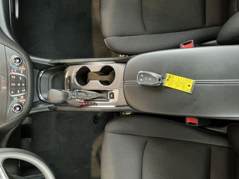 Used 2024 Chevrolet Malibu LT image 11