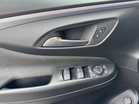 Used 2026 Buick Envista Preferred w/ Convenience I Package FWD image 11