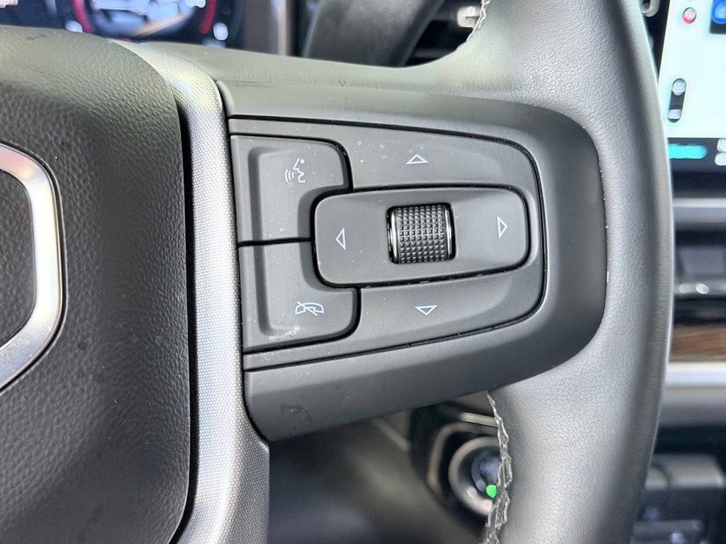 Used 2025 GMC Sierra 1500 SLE AWD/4WD image 44