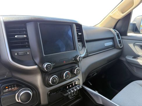 Used 2019 RAM 1500 Big Horn image 12