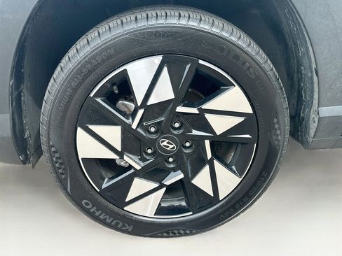 Used 2025 Hyundai Kona SEL AWD/4WD image 11