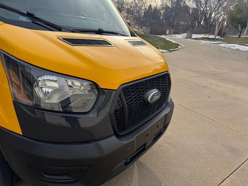 Used 2021 Ford Transit 250 148 High Roof w/ Load Area Protection Package image 37