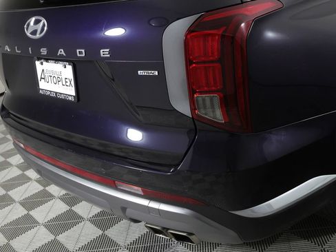 Used 2024 Hyundai Palisade Limited AWD/4WD image 55
