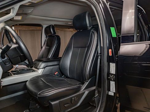 Used 2020 Ford F250 Lariat image 23