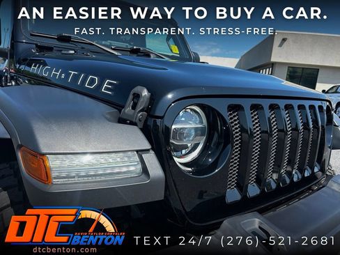 Used 2022 Jeep Wrangler Unlimited Sport AWD/4WD image 31