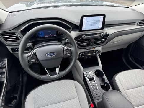 Used 2024 Ford Escape Active AWD/4WD image 14