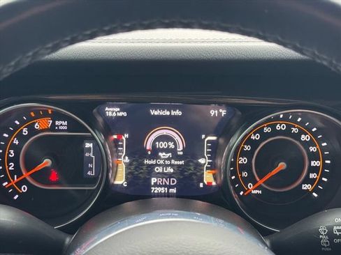 Used 2021 Jeep Wrangler Unlimited Sahara AWD/4WD image 18