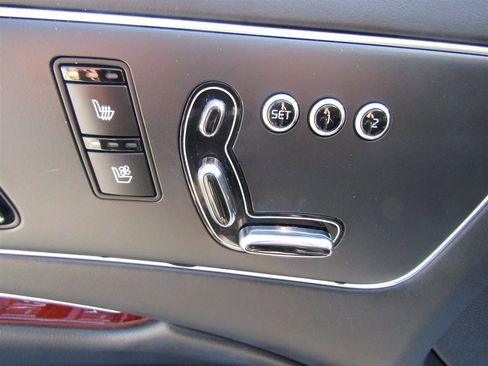 Used 2015 Kia K900 Luxury RWD image 17