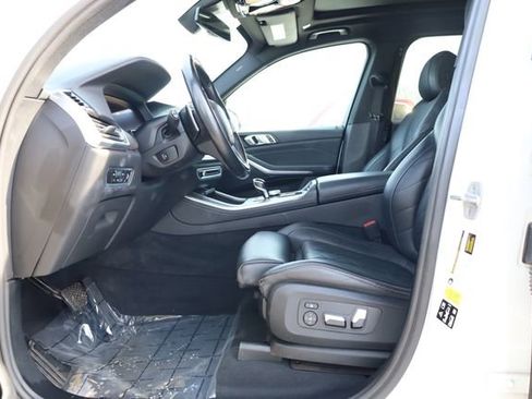 Used 2023 BMW X5 xDrive40i image 11