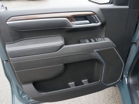 Used 2025 Chevrolet Silverado 1500 LT image 14