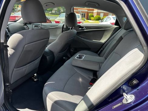 Used 2013 Hyundai Sonata GLS w/ Popular Equipment Pkg FWD image 9