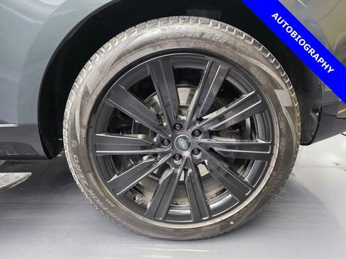 Used 2024 Land Rover Range Rover Autobiography image 18