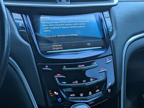 Used 2019 Cadillac XTS Luxury FWD image 14