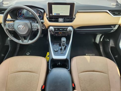 Used 2025 Toyota RAV4 XLE w/ Convenience Package AWD/4WD image 26