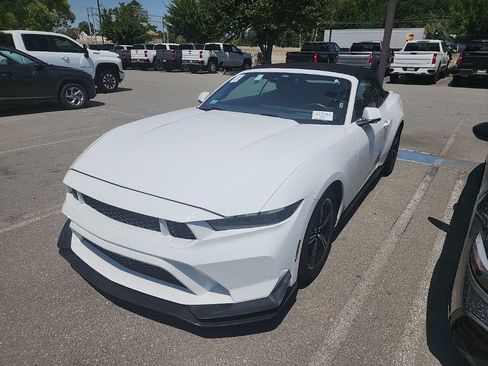 Used 2025 Ford Mustang Premium RWD image 2