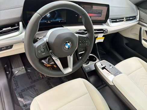 New 2026 BMW X2 xDrive28i w/ Technology Package image 4