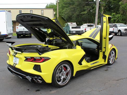 Used 2022 Chevrolet Corvette Stingray Preferred Cpe w/ Z51 Performance Package RWD image 23