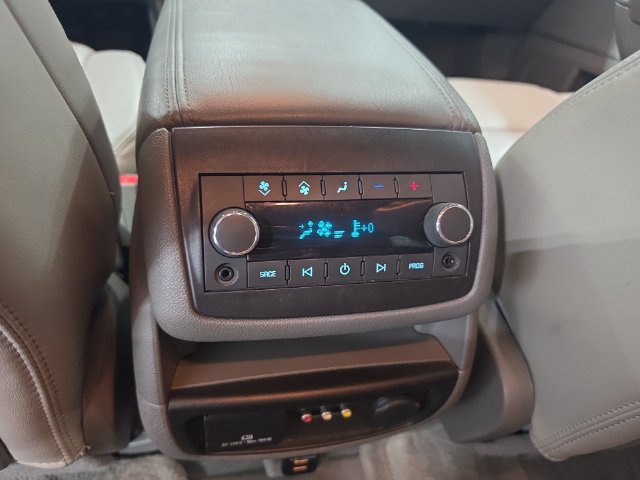 Used 2015 Chevrolet Traverse LT FWD image 24