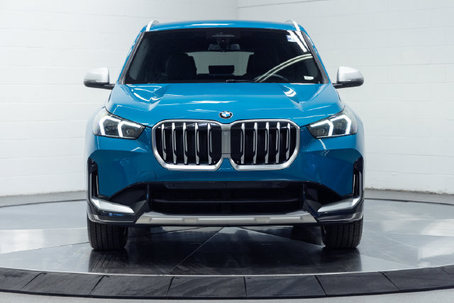 Used 2023 BMW X1 xDrive28i w/ Convenience Package AWD/4WD image 5