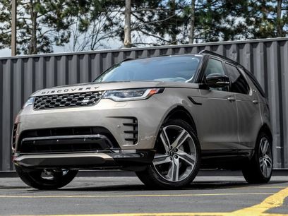 New 2026 Land Rover Discovery Dynamic SE