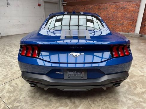 Used 2024 Ford Mustang Coupe image 4