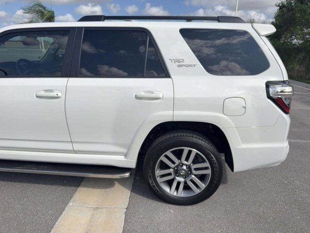 Used 2023 Toyota 4Runner TRD Sport w/ Technology Package AWD/4WD image 12