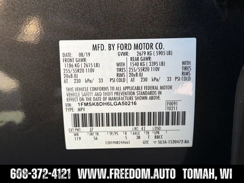 Used 2020 Ford Explorer XLT w/ Equipment Group 202A AWD/4WD image 31