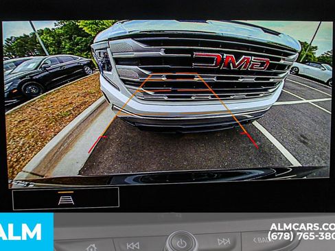 Used 2025 Chevrolet Blazer LT FWD image 33