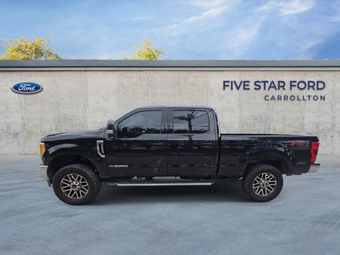 Used 2017 Ford F250 Lariat w/ Lariat Ultimate Package AWD/4WD image 5