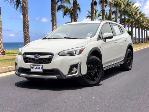 Used 2020 Subaru Crosstrek Hybrid AWD/4WD image 2